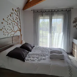Couette-café Le Chemin Des Berands D'hotes, Renaison